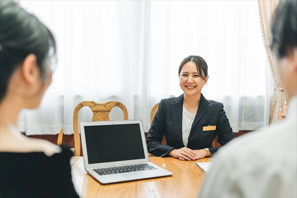 結婚相談所ならではのサポート体制